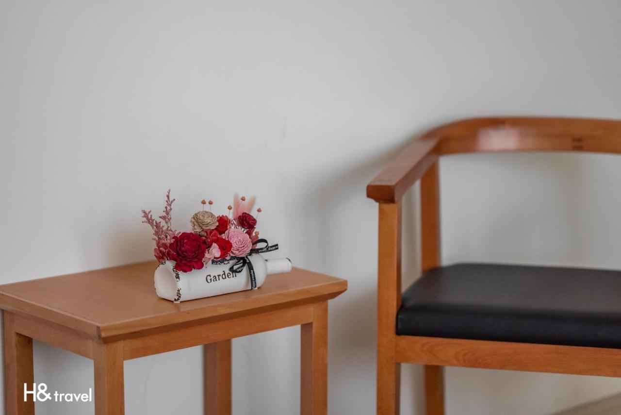 Taitung Spring Homestay B&B Esterno foto