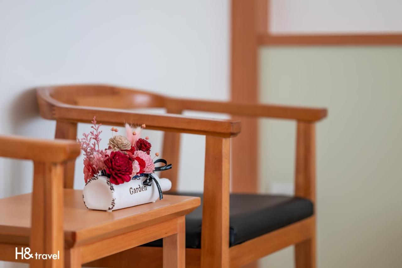 Taitung Spring Homestay B&B Esterno foto